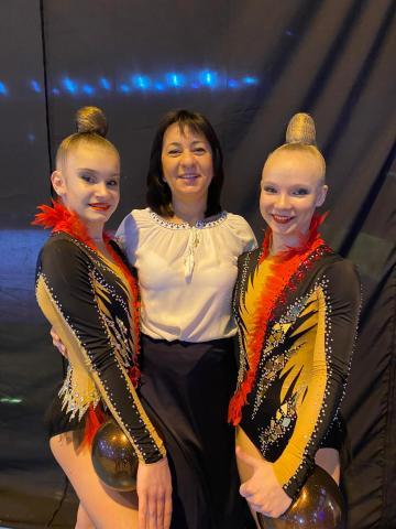 Калиш Валерія та Матвєєва Анна з тренером Данелюк Наталією